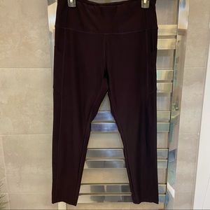 EUC Yogo Athletica plum brown yoga pants leggings